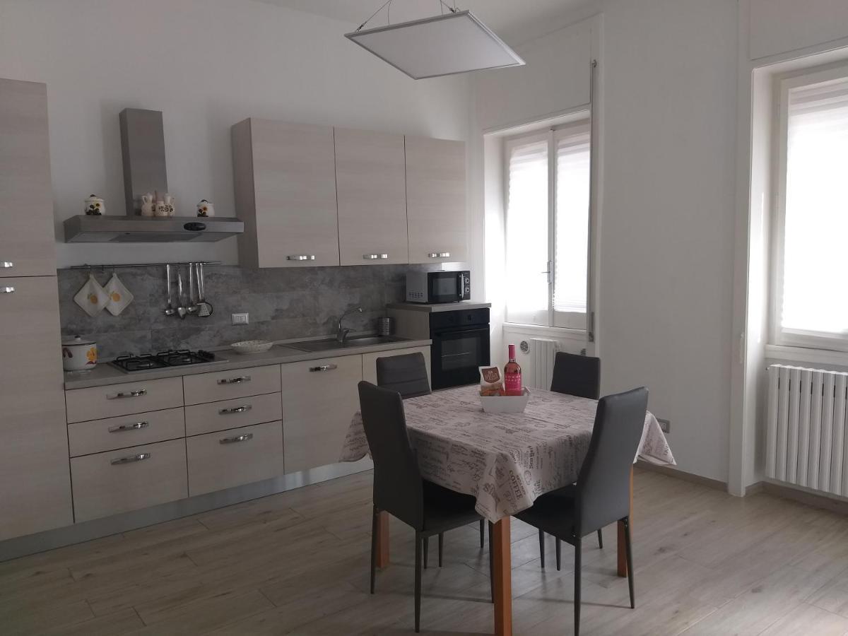 Casa Vergara Piazza Mazzini Λέτσε Εξωτερικό φωτογραφία