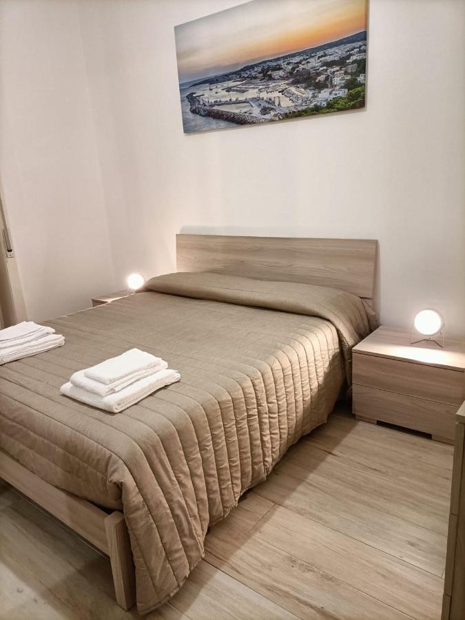 Casa Vergara Piazza Mazzini Λέτσε Εξωτερικό φωτογραφία